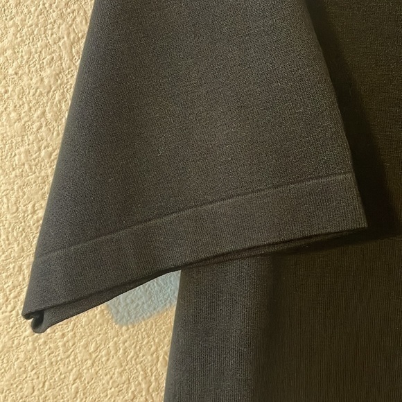 Tommy Bahama - Picture 6 of 9